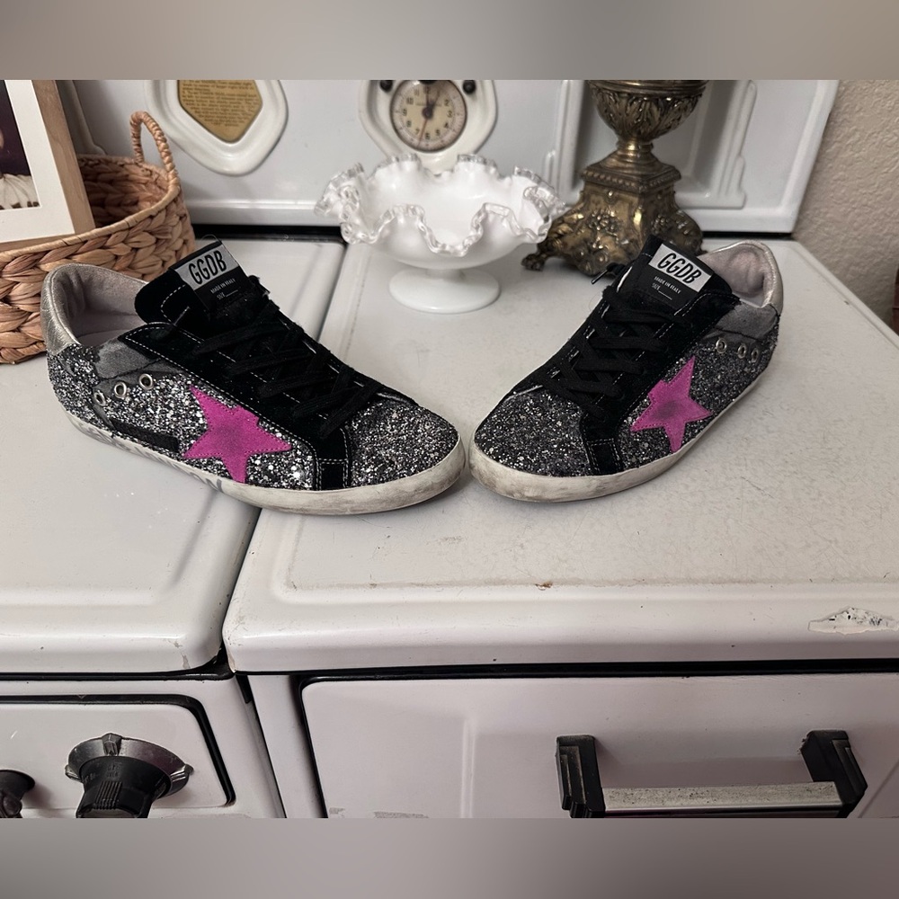 Black & Pink Golden Gooses